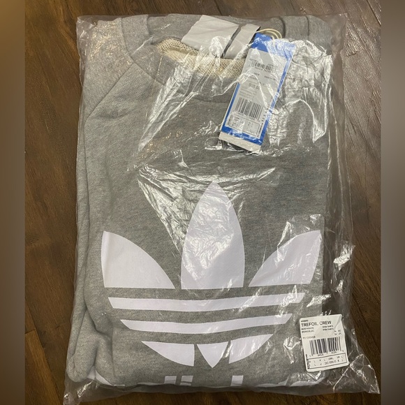 Large Men’s Adidas Sweat Shirt - Picture 2 of 5